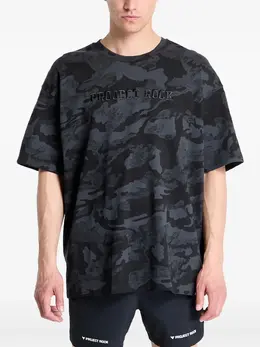 Under Armour: Футболка с принтом 