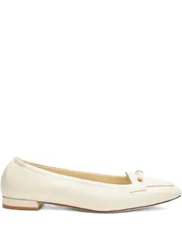 Stuart Weitzman: Белые лоферы 