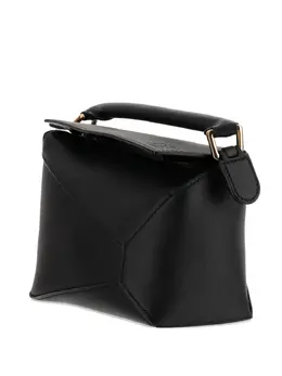 LOEWE: Чёрная сумка  Puzzle