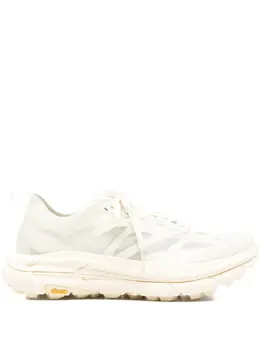 HOKA: Белые кроссовки 