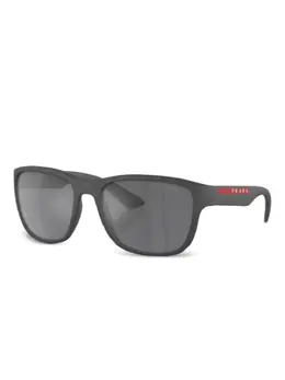 Prada Linea Rossa: Очки 