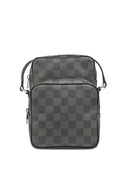 Louis Vuitton Pre-Owned: Чёрная сумка 