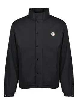 Moncler: Чёрное пальто 