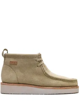 Clarks Originals: Светлые ботинки 