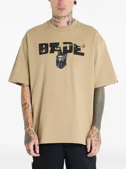 A BATHING APE®: Бежевая футболка 