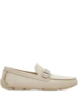 Ferragamo: Бежевые туфли  Gancini