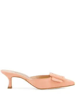 Manolo Blahnik: Светлые сабо  Maysale
