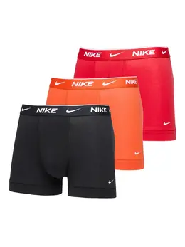 Nike: Чёрные шорты 