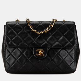 Chanel: Чёрная сумка 