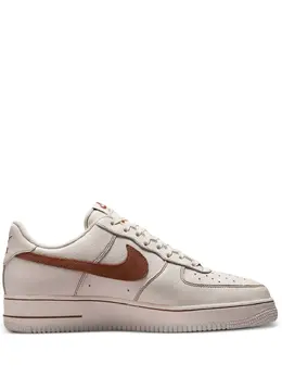 Nike: Бежевые кроссовки  Air Force 1