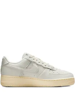 Nike: Белые кроссовки  Air Force 1 Low