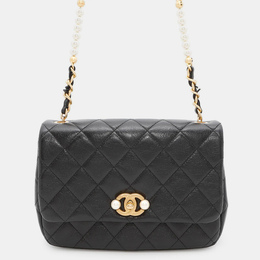 Chanel: Чёрная сумка 