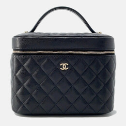 Chanel: Чёрная сумка на руку 