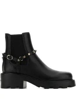 Valentino Garavani: Чёрные ботинки 