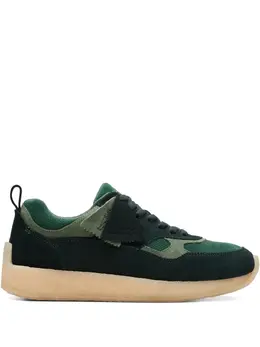 Clarks Originals: Тёмные кроссовки 