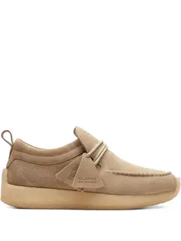 Clarks Originals: Тёмные туфли 