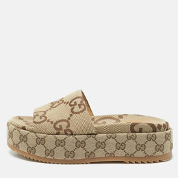 Gucci: Бежевые сандалии  GG Supreme