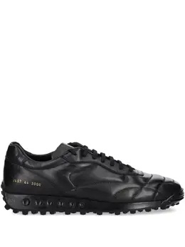 Common Projects: Чёрные кроссовки 