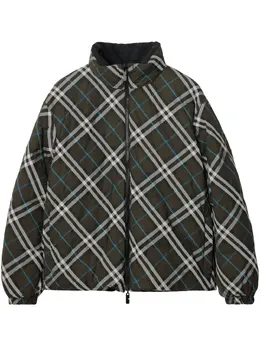 Burberry: Зелёная куртка 
