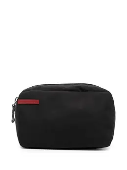 Prada: Чёрная сумка 