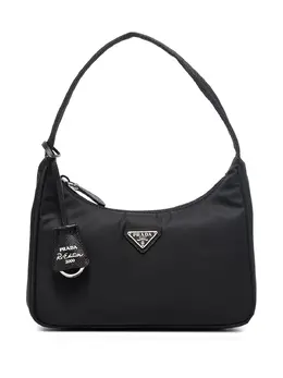 Prada: Чёрная сумка 