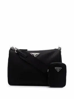 Prada: Чёрная сумка через плечо 