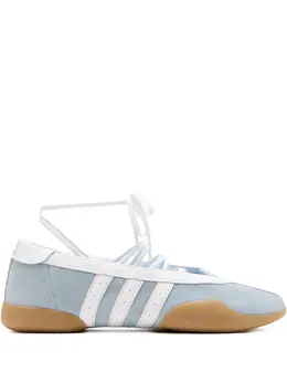 adidas: Светлые кроссовки  Suede