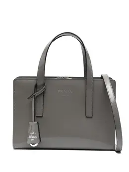 Prada: Серебристая сумка-шоппер 