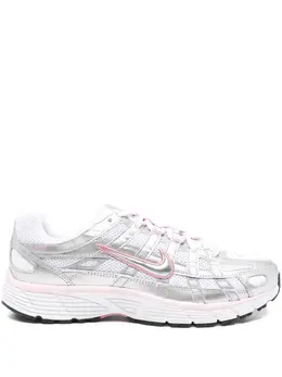 Nike: Серебристые кроссовки 