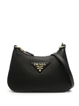 Prada: Чёрная сумка 