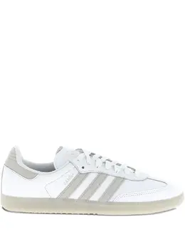 adidas Originals: Белые кроссовки 