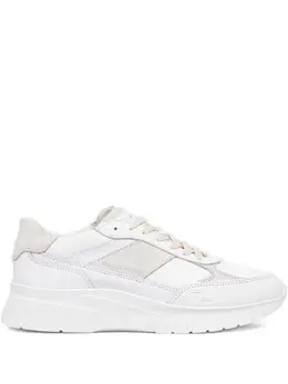 Filling Pieces: Белые кроссовки 