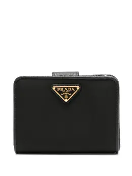 Prada: Чёрный кошелёк 