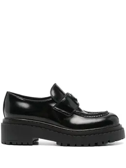 Prada: Чёрные лоферы 