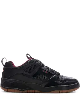 Fila: Чёрные кроссовки 