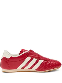 adidas: Красные кроссовки 