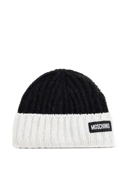 Moschino: Чёрная шапка 