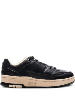 Fila: Чёрные кроссовки 