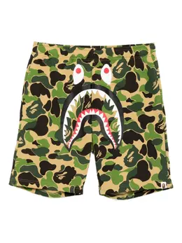 A BATHING APE®: Шорты цвета хаки 