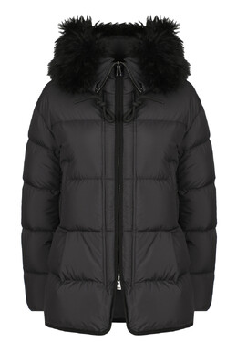 Moncler: Чёрная куртка 