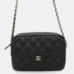 Chanel: Чёрный клатч 