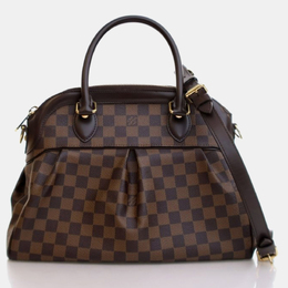 Louis Vuitton: Коричневая сумка 