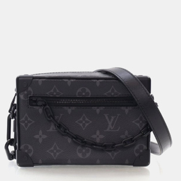 Louis Vuitton: Чёрная сумка 