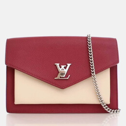 Louis Vuitton: Красная сумка через плечо  Pochette