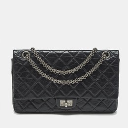 Chanel: Чёрная сумка 