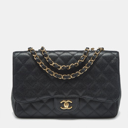 Chanel: Чёрная сумка 