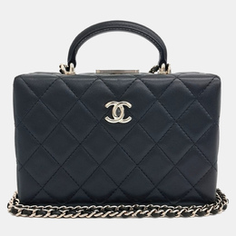 Chanel: Чёрная сумка 