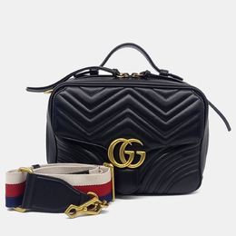 Gucci: Чёрная сумка  Marmont