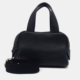 Prada: Чёрная сумка 