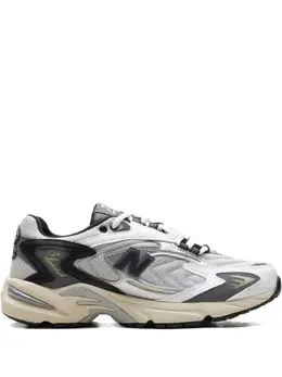 New Balance: Белые кроссовки 